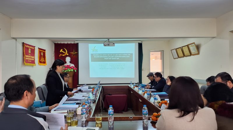 Nghiệm thu cấp cơ sở nhiệm vụ tư liệu hóa nguồn gen lúa tại Ngân hàng gen thực vật quốc gia