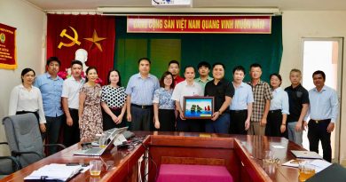 Chuyến thăm và làm việc của Đoàn công tác Sở Khoa học và Công nghệ tỉnh Quảng Ninh tại Trung tâm Tài nguyên thực vật